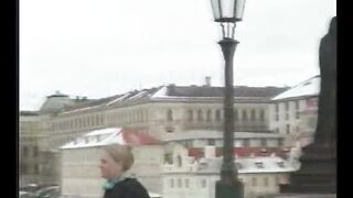 Dagadt amatőr hatalmas didkós magyar kiscsaj análba tolva