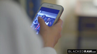 BlackedRaw - Sydney Cole és a néger bőrös virsli