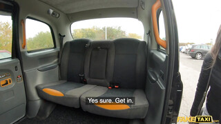Fake Taxi - Tini bige és a méretes taxis dárda