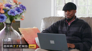 Brazzers - Ember Snow és a csoki kuki