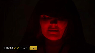 Brazzers - Krissy Lynn a szőrös puncis milf
