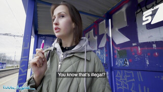 Public Agent - Fiatal kisasszony pénzért baszik