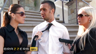Brazzers - Katsuni a szuper izgató ázsiai milf