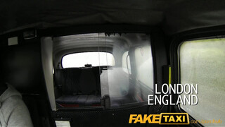FakeTaxi - vörös rövid hajú spiné szúk pinája