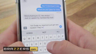 Brazzers - Alexis Fawx a hatalmas didkós nevelő anya