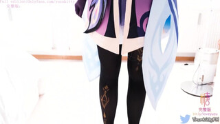 Cosplay-es hölgyemény lábbal kúrel és aztán őt kefélik