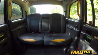 Fake Taxi - Azura Alii a perverz vörös hajú picsa