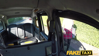 Fake Taxi - Kylie Nymphette a kurva egyetemista csaj
