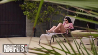 MOFOS - LaSirena69 a méretes cicis latina bige