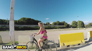 BANGBROS - Katerina Hartlova a nagy mellű milf