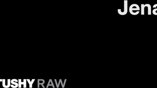 TUSHYRAW - Jena rendesen hátsó bejáratba tolva