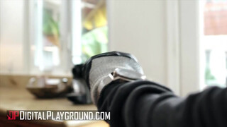 Digital Playground - Alina Lopez kinyalva és megkefélve