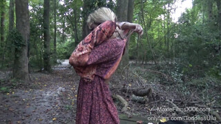MoxieFilms - Hatalmas didkós hippi kisasszony