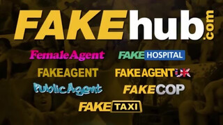 Public Agent - Fekete hajú pici cickós tini hölgyemény