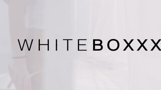 WHITEBOXXX - Sybil a dögös barátnő