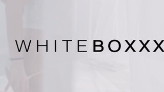 WhiteBoxxx - Darcia Lee a hatalmas tőgyes magyar kokeró csaj