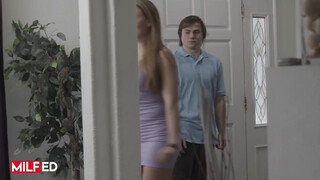 MILFED - Kagney Linn Karter fiatal manussal kúr