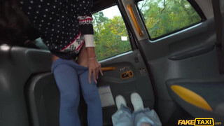 Fake Taxi - Nagyon dögös latina hölgyemény