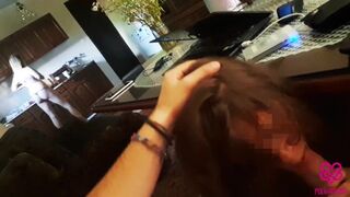 Hajnali kávé után vad dugás és cumizás egy tinivel